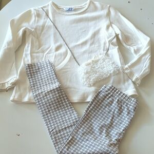 EUC Mayoral Girls Set Cream Long Sleeve Top With Purse And Matching Pants 6